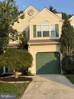 922 Glackens Ln - Photo 2 of 24