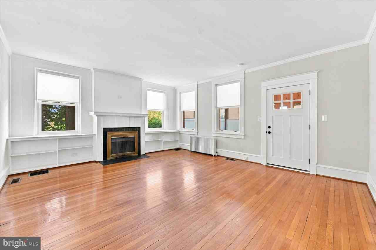 1800 N Monroe St - Photo 2 of 15