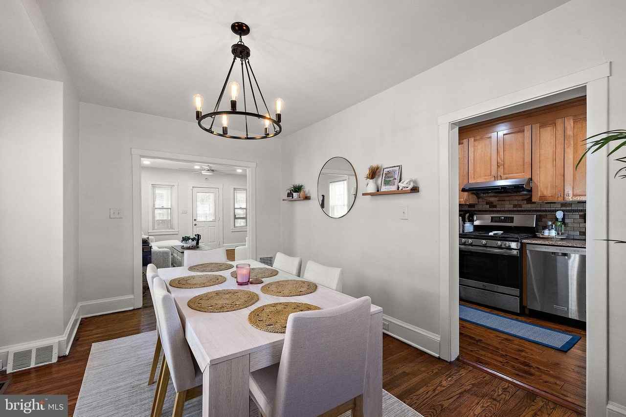 419 Geddes St - Photo 7 of 19