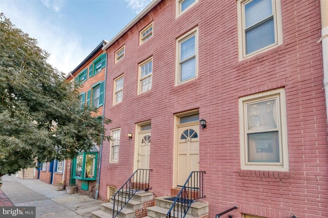 931 S Charles St - Photo 2 of 24