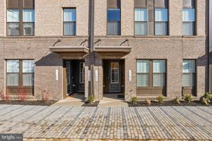 featured image of 118 Locke St #B