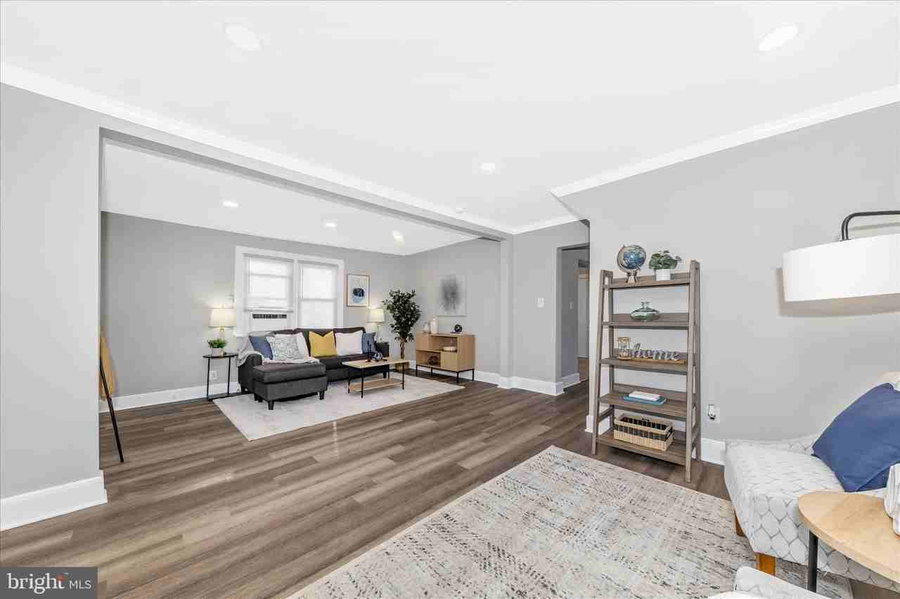 2905 Goodwood Rd - Photo 7 of 36