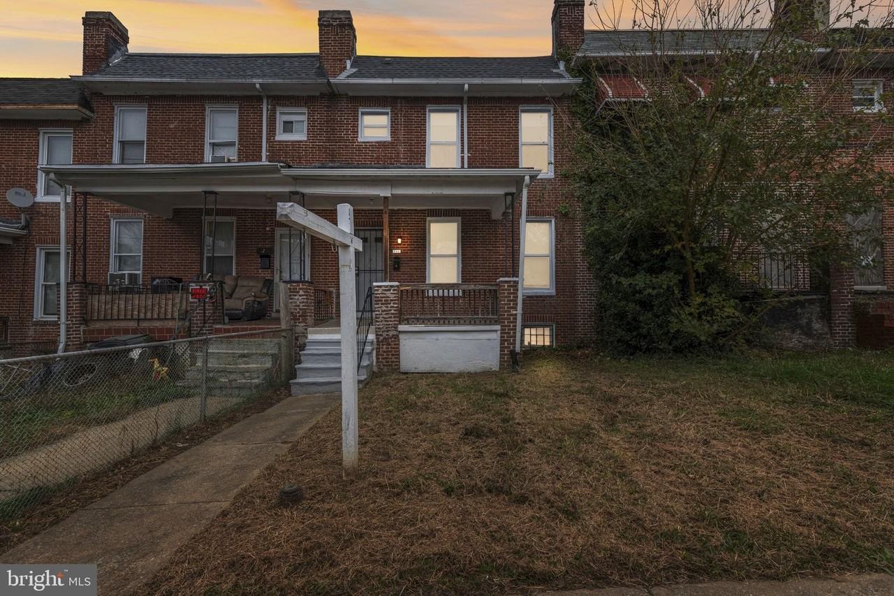 1209 Dukeland St - Photo 2 of 21