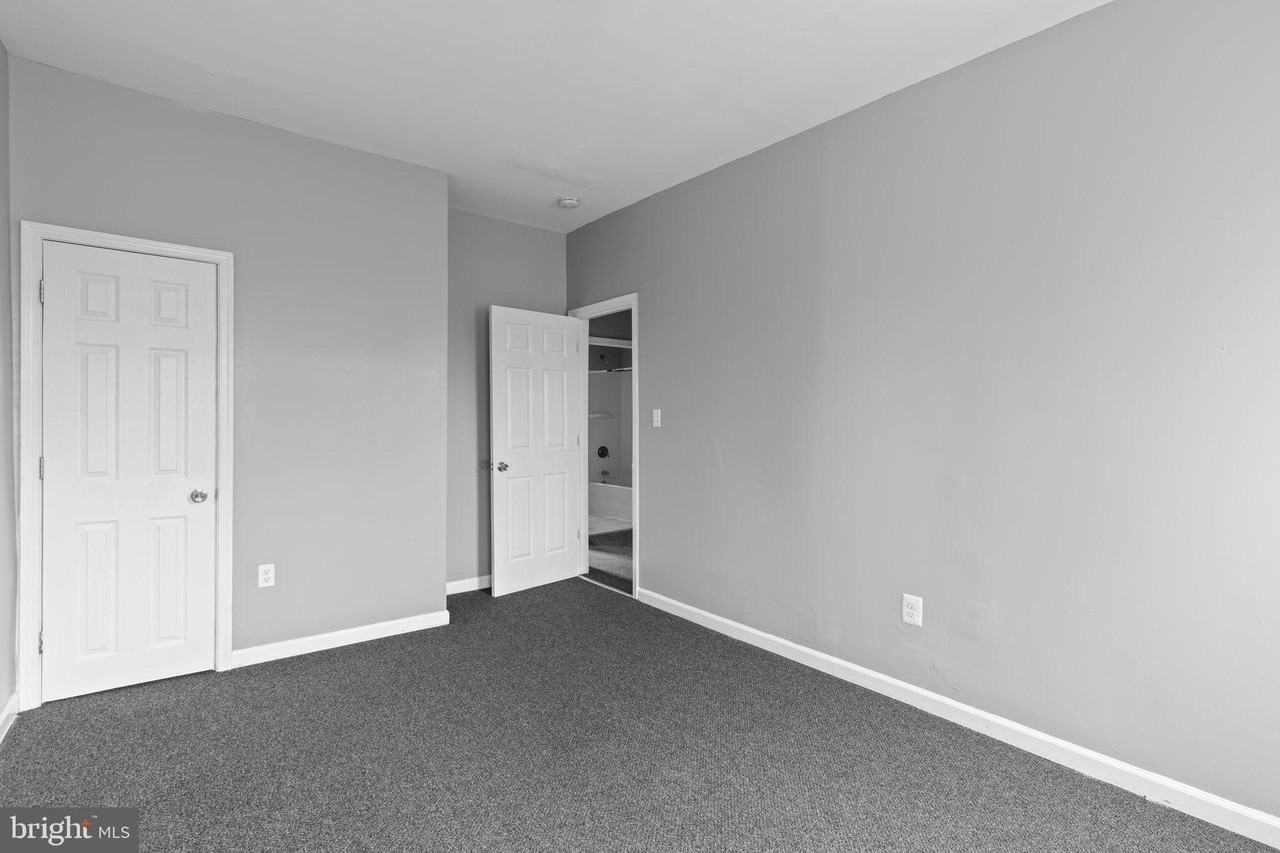 1209 Dukeland St - Photo 7 of 21