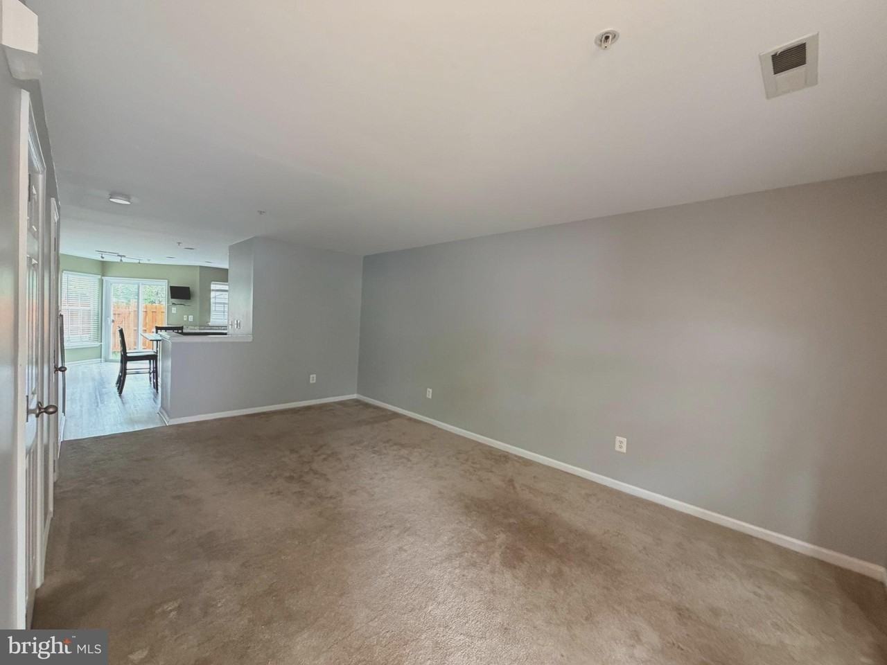 605 Tivoli Rd - Photo 2 of 14