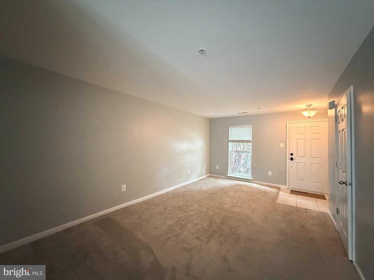 605 Tivoli Rd - Photo 4 of 14