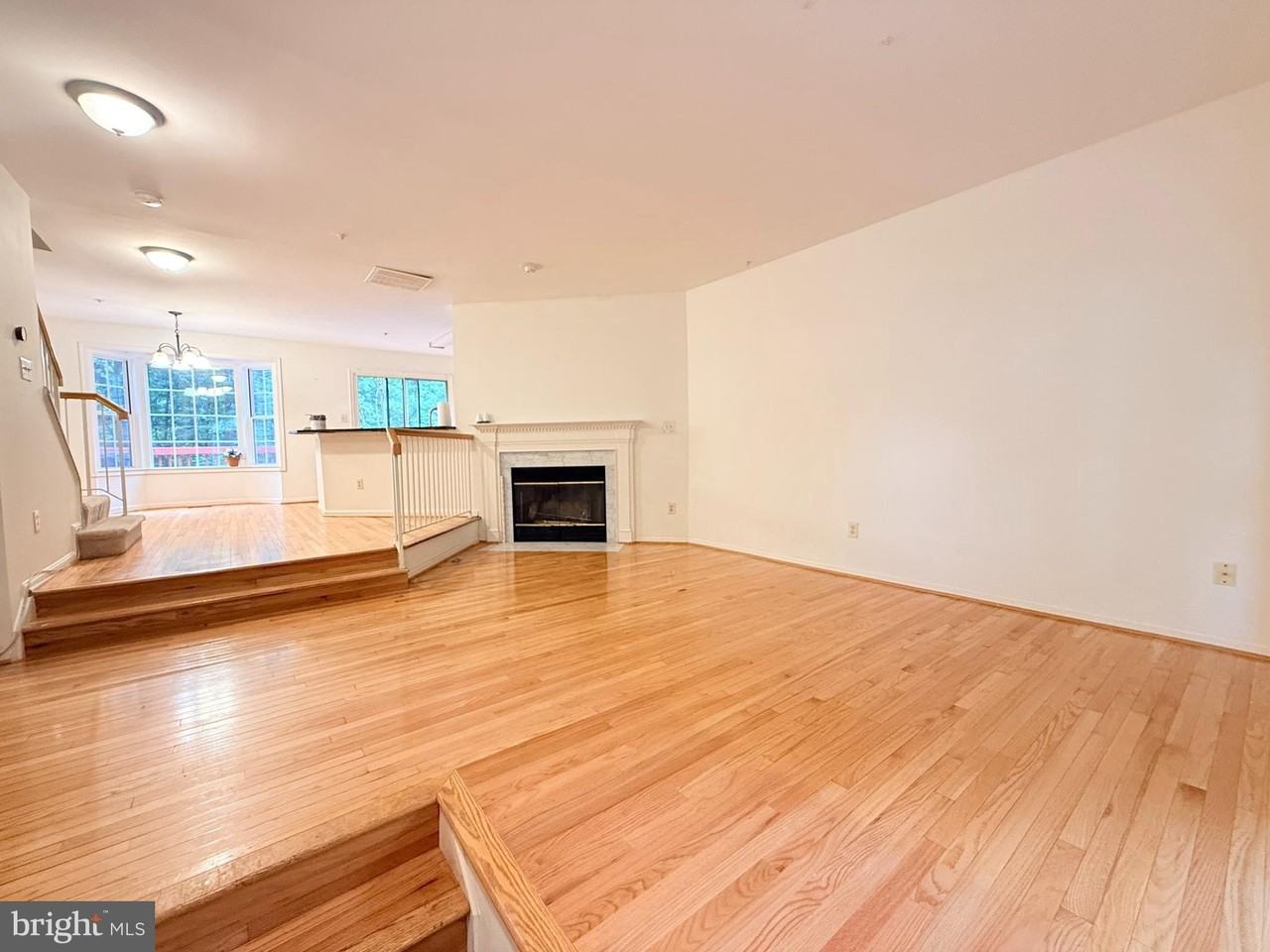 13759 Lark Song Dr - Photo 4 of 34