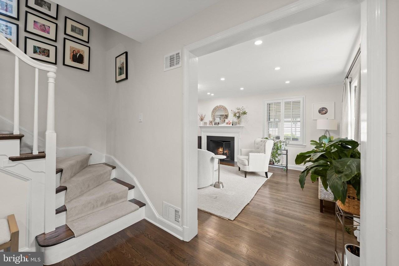 6709 Pemberton St - Photo 6 of 48