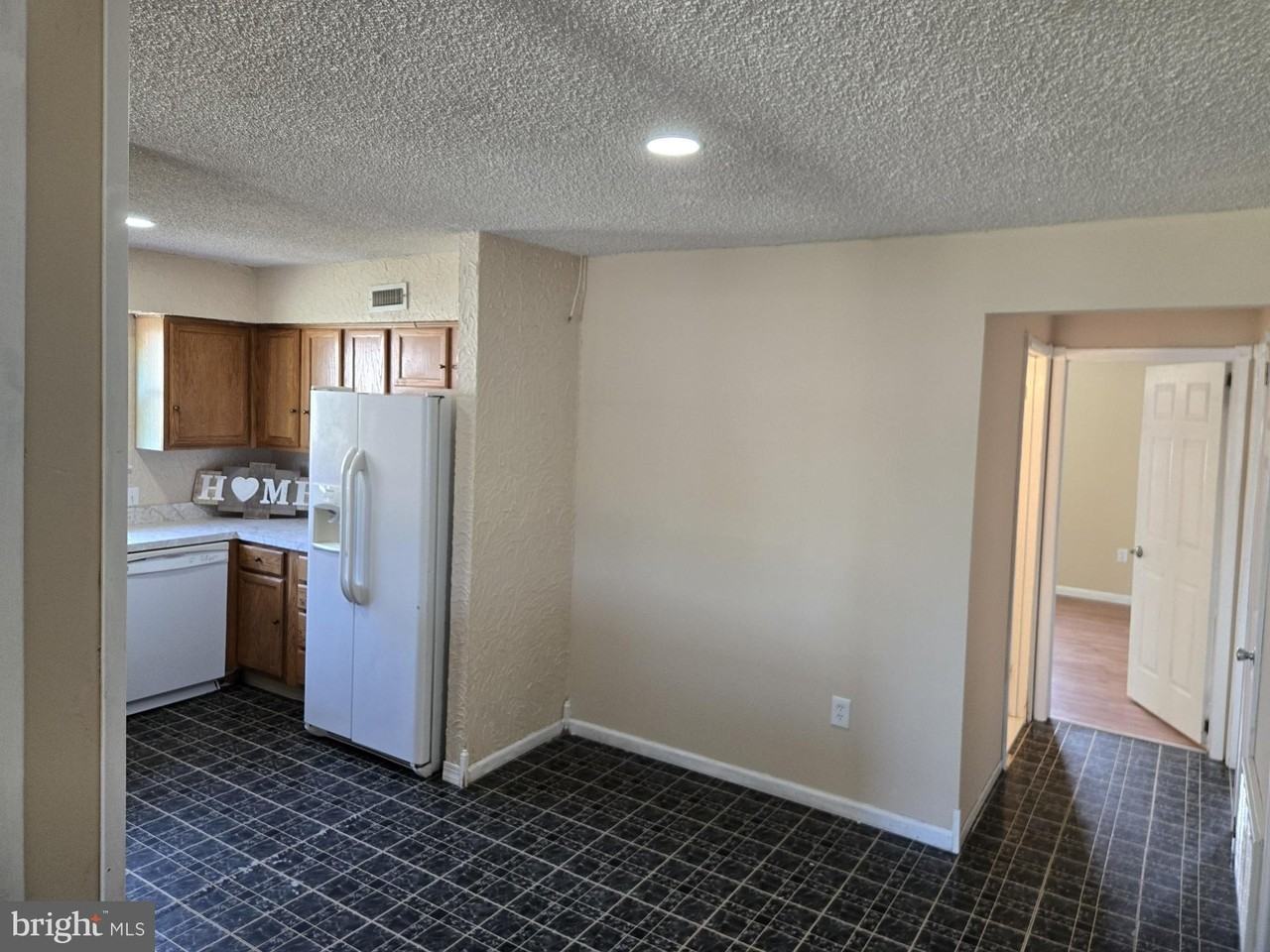 21 Aldeberan Dr - Photo 4 of 10