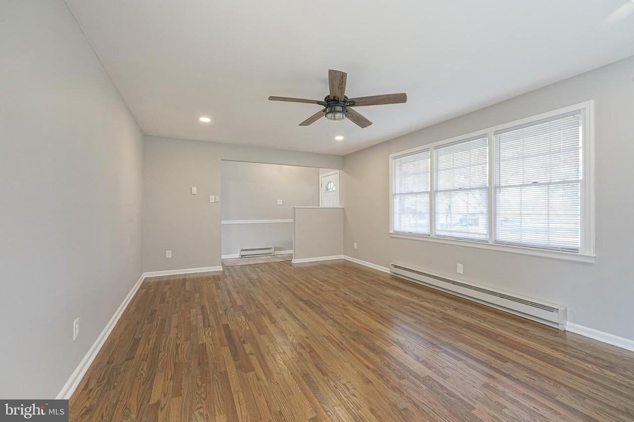 123 Thies Rd - Photo 4 of 35