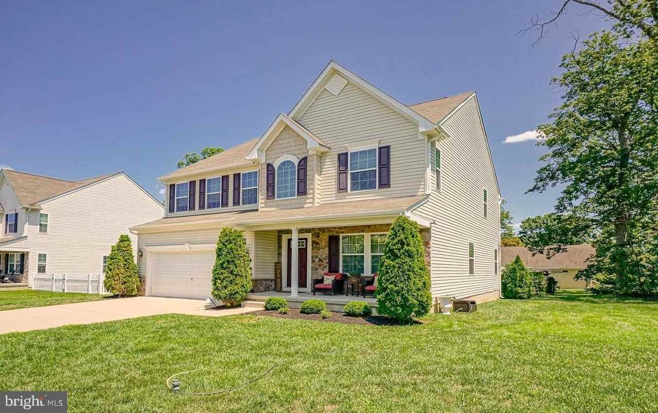 14 Violet Ct - Photo 2 of 21
