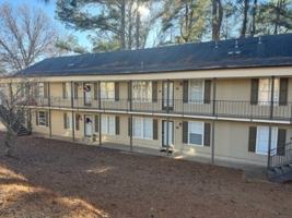 featured image of 806 Park Ln #1
