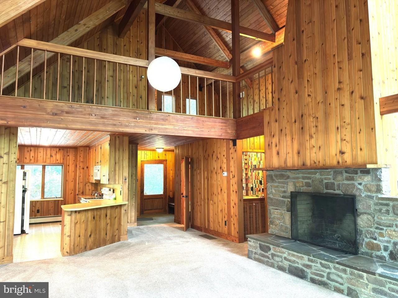 6489 OLD CARVERSVILLE Road - Photo 7 of 29