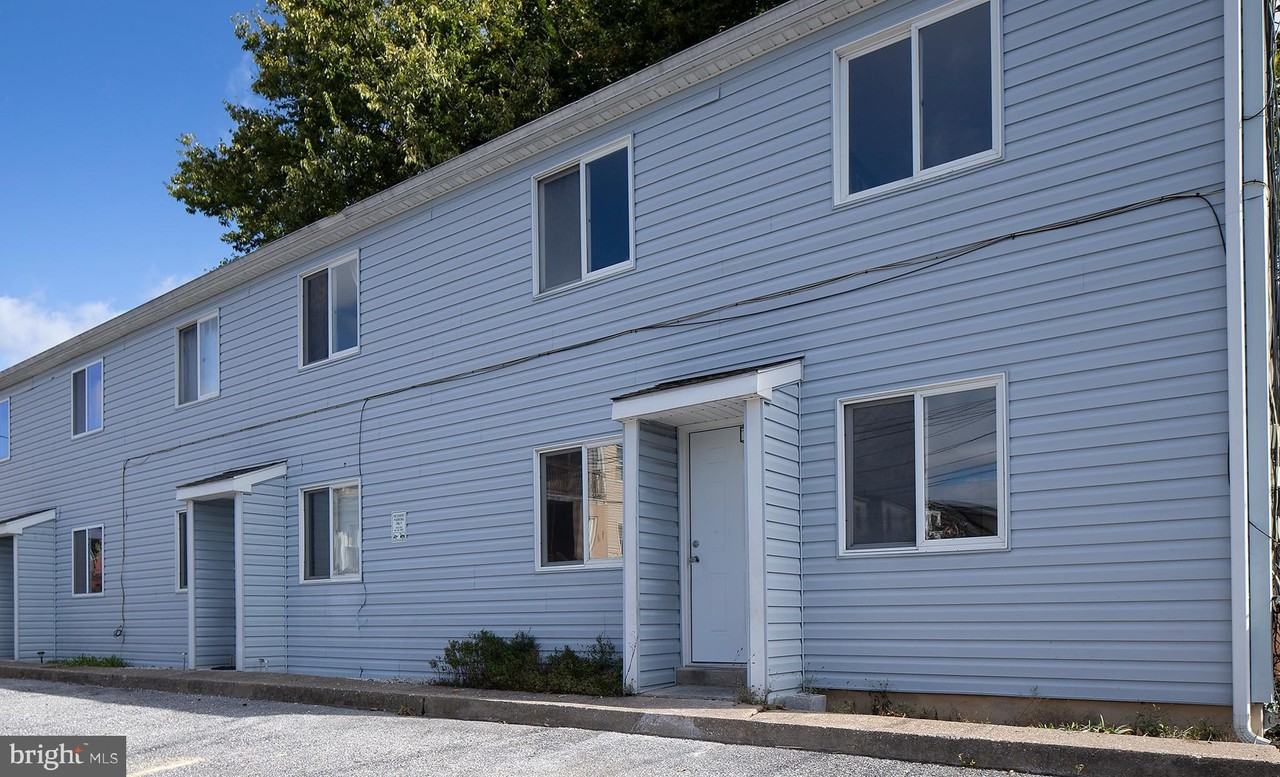 426 Market St #C - Photo 3 of 44