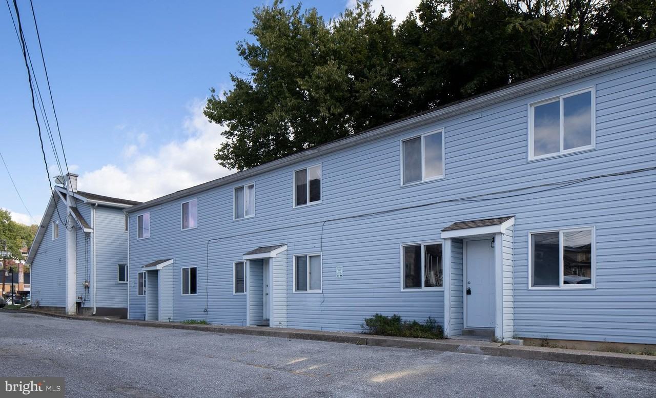 426 Market St #C - Photo 4 of 44
