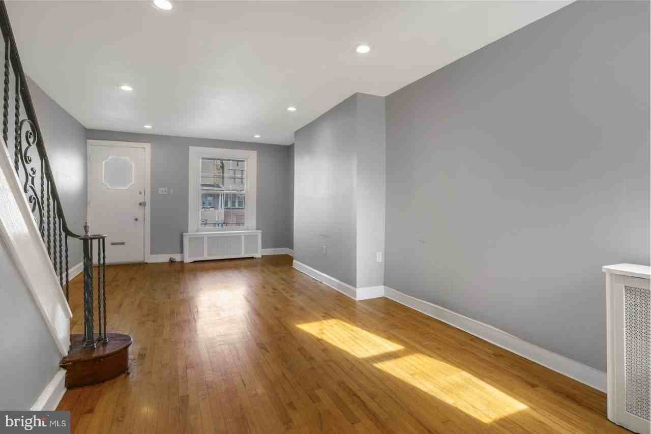 2803 Aramingo Ave - Photo 7 of 32