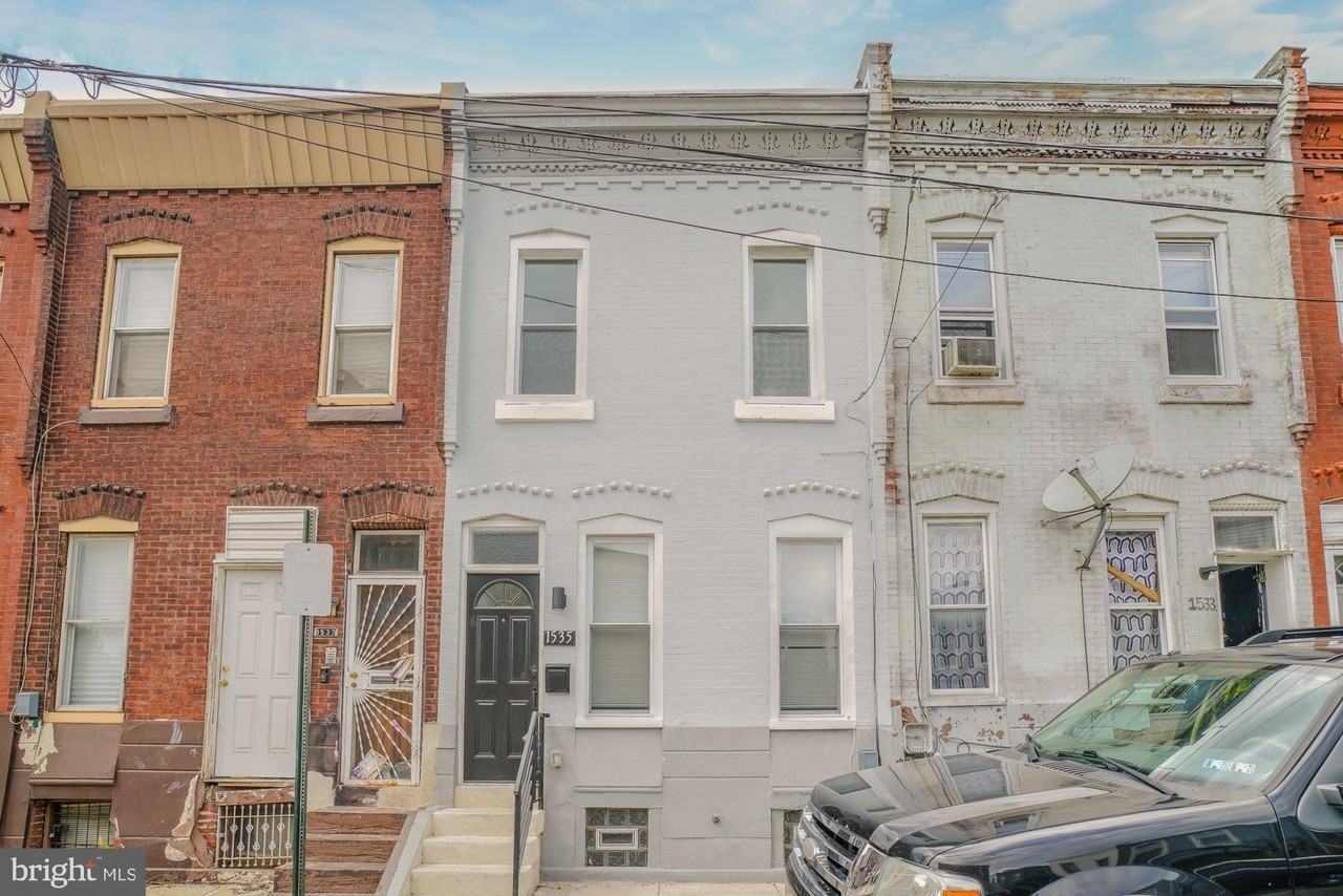 1535 W Seltzer St - Photo 2 of 36