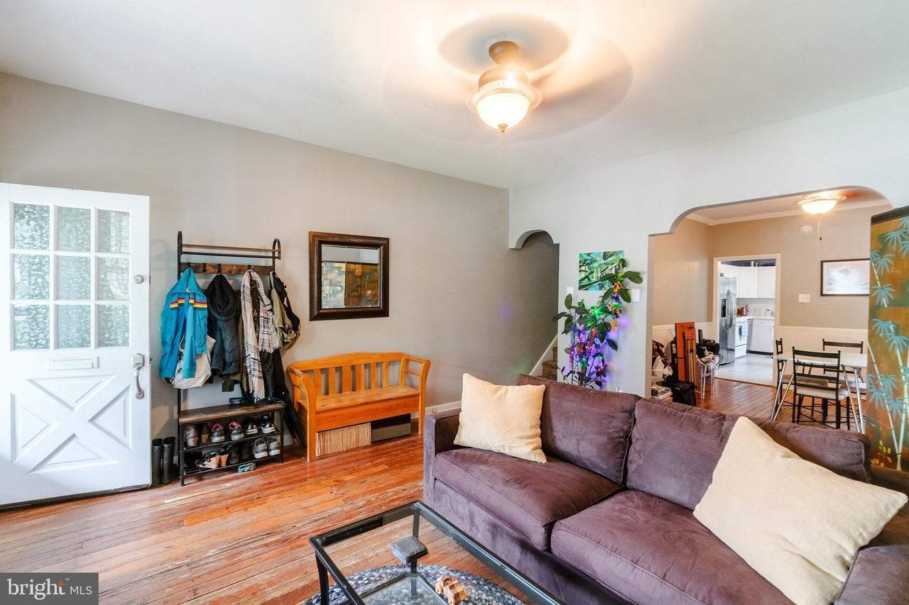 456 Lyceum Ave - Photo 2 of 29