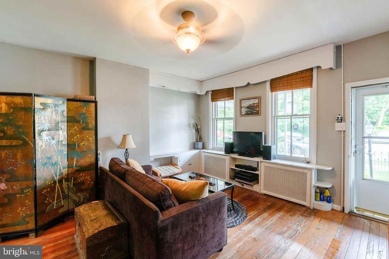 456 Lyceum Ave - Photo 4 of 29