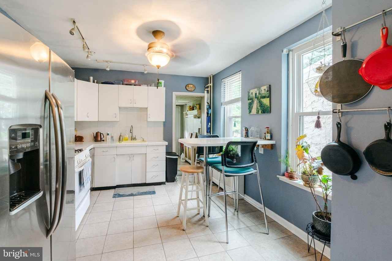 456 Lyceum Ave - Photo 7 of 29