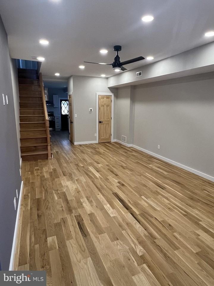 3051 Cedar St - Photo 3 of 48