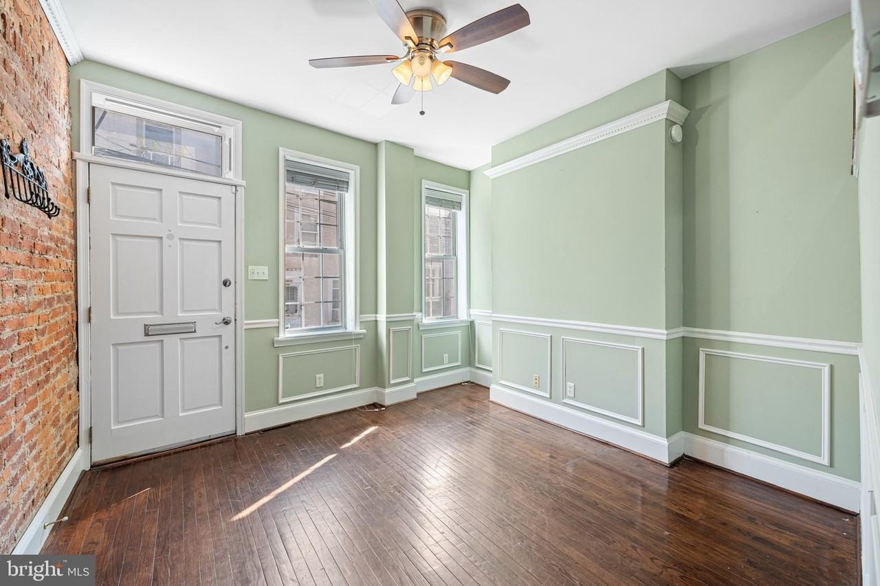 4447 Baker St - Photo 3 of 14