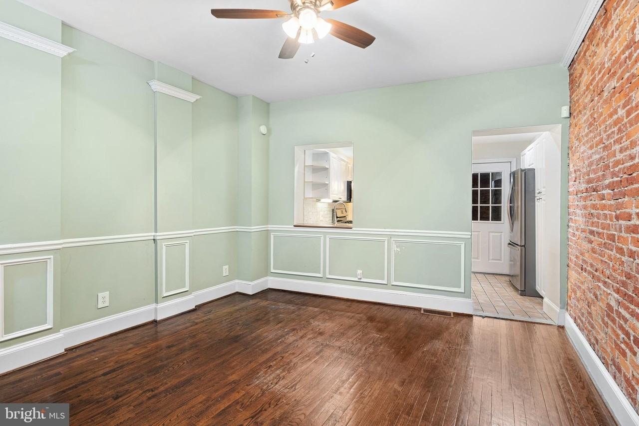 4447 Baker St - Photo 4 of 14