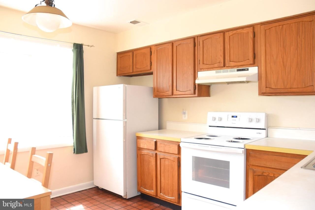 508 E Windsor Ave #B - Photo 2 of 23
