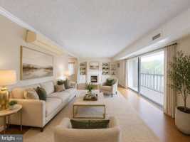 featured image of 200 N Pickett St #207