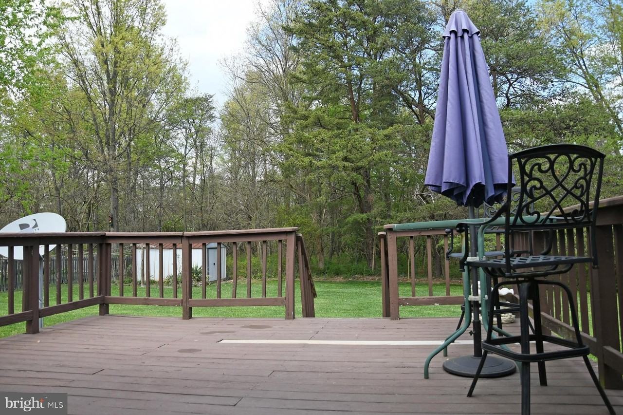 218 Bluebird Dr - Photo 3 of 12