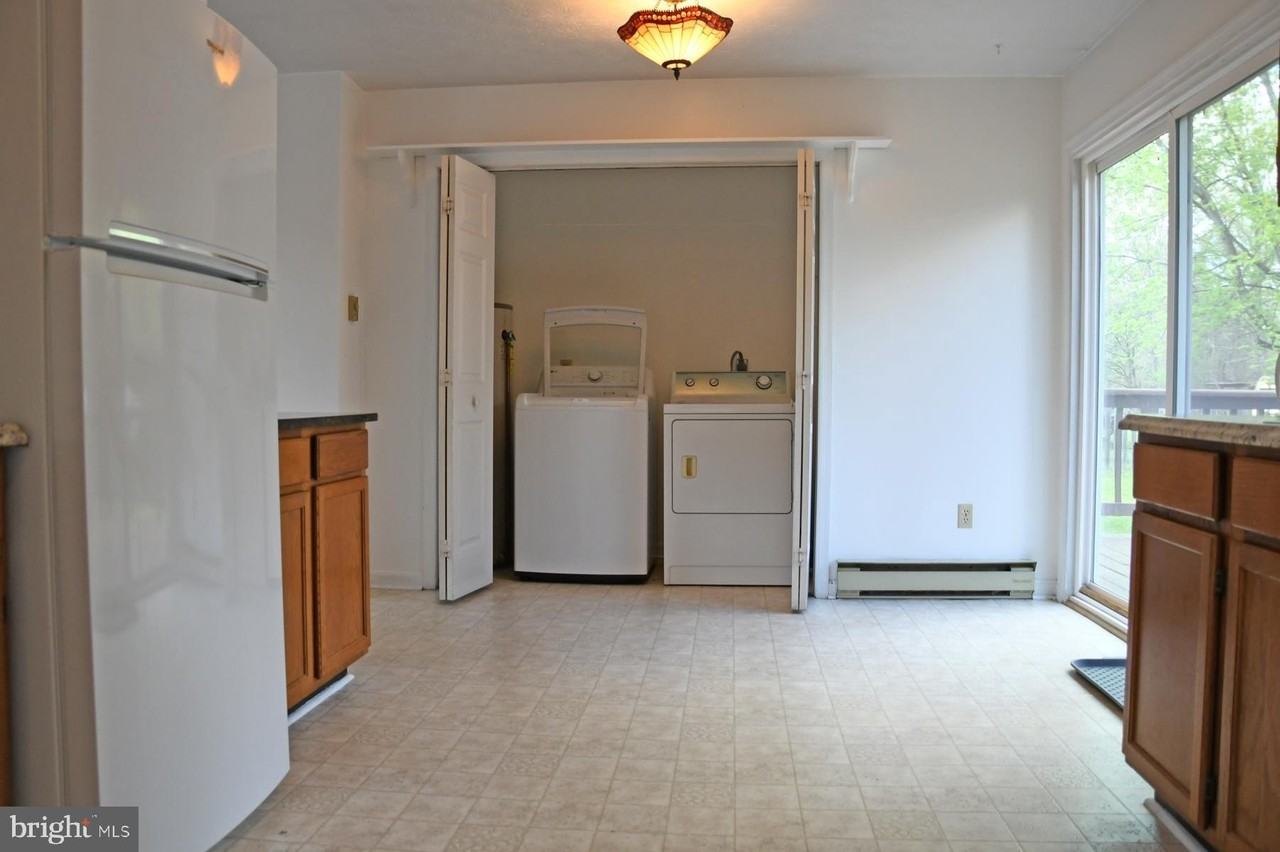 218 Bluebird Dr - Photo 5 of 12