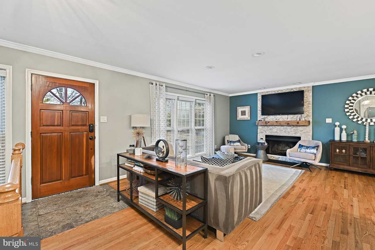 1008 Park St Se - Photo 6 of 49