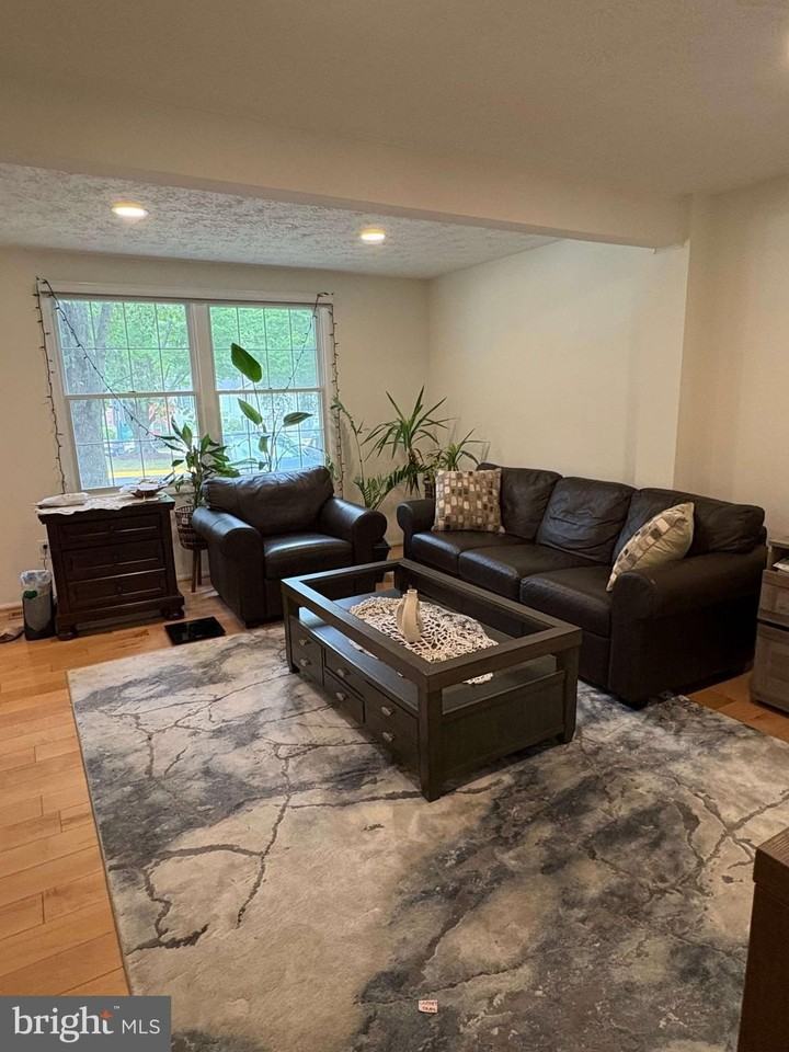 2115 Preston Square Ct - Photo 6 of 30