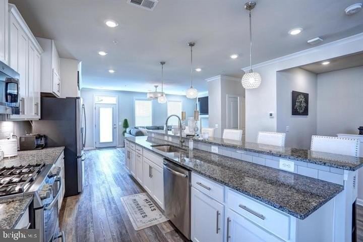20752 Wood Quay Dr - Photo 3 of 22