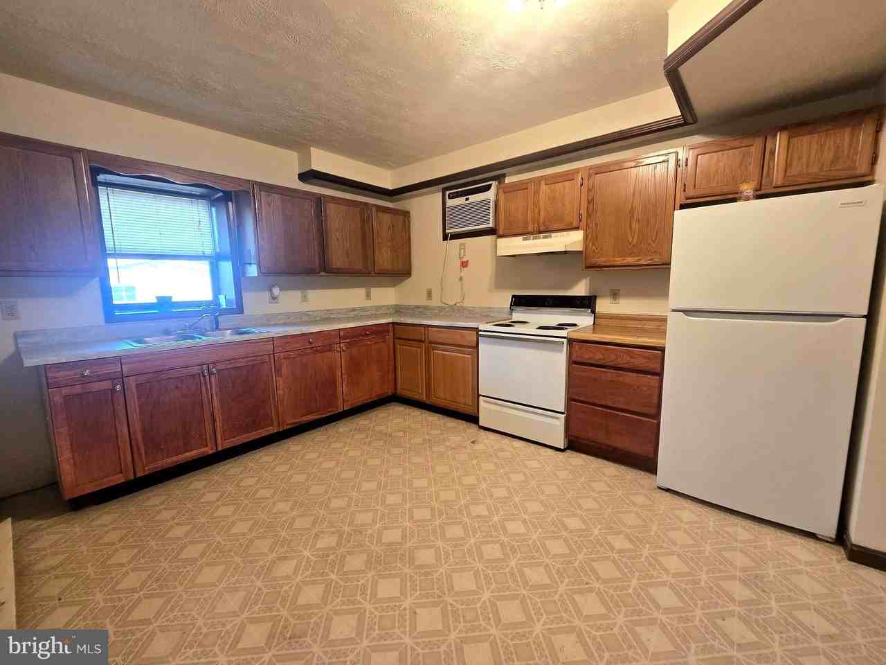 7991 Williamsport Pike #2 - Photo 6 of 15