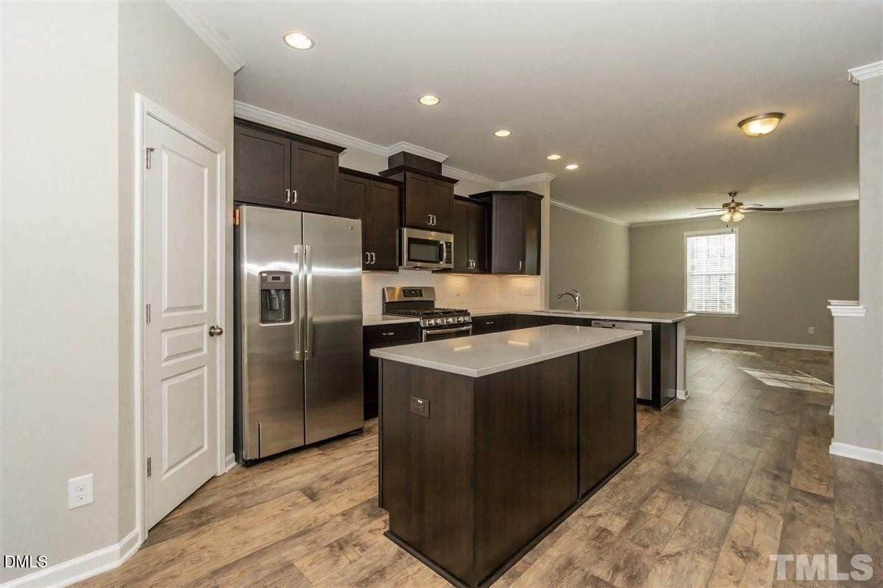 6024 Kayton St - Photo 5 of 29