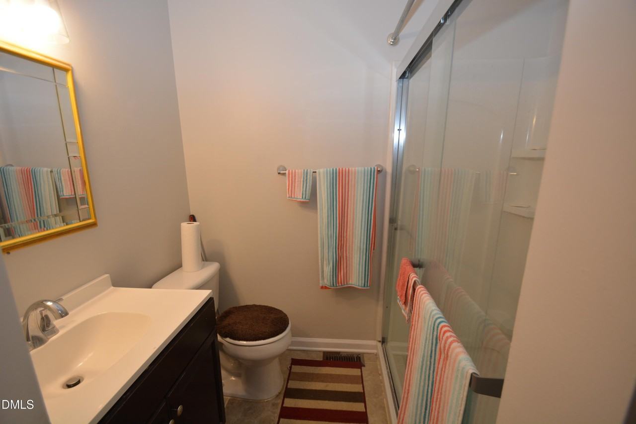 3407 Facade St - Photo 5 of 11