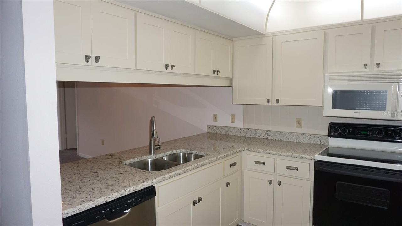 12141 Spartan Way #204 - Photo 5 of 21