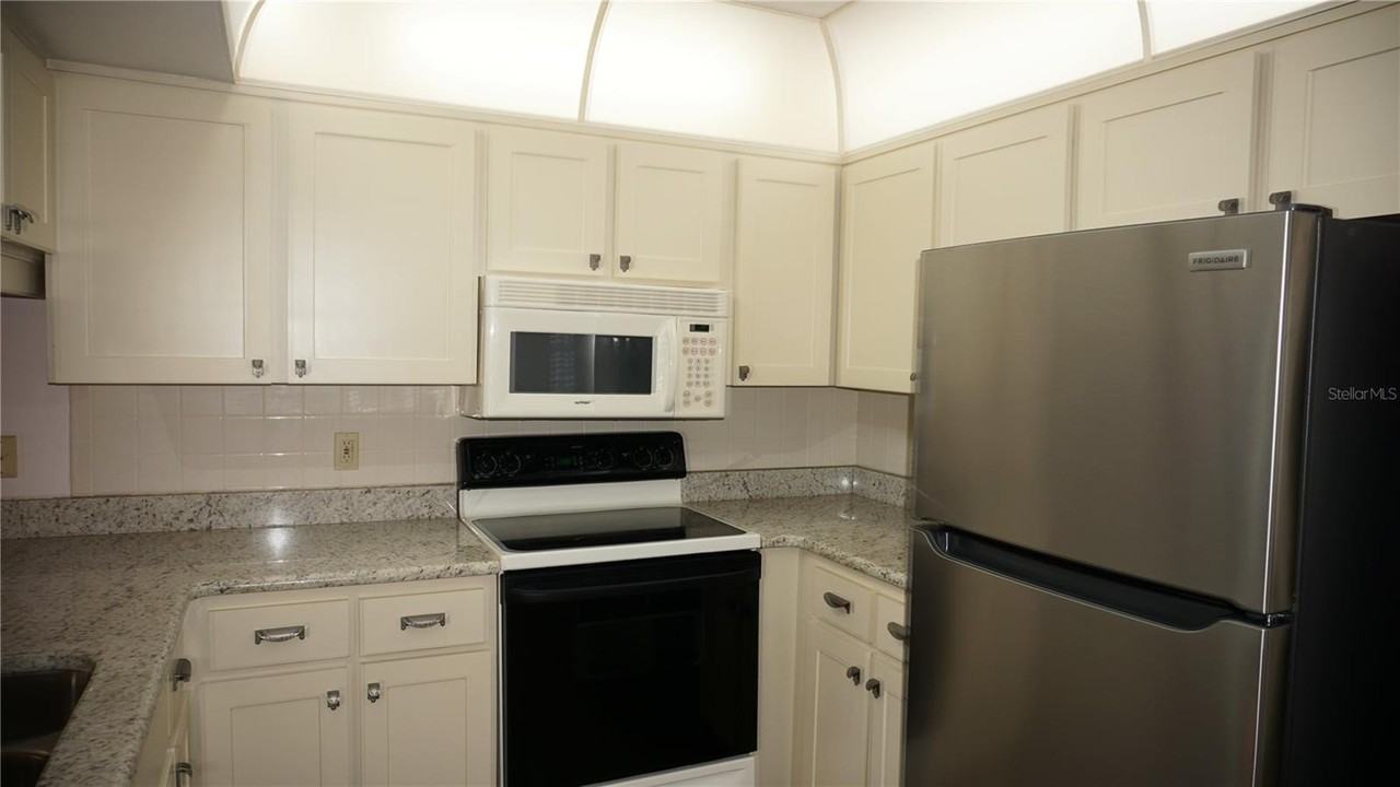 12141 Spartan Way #204 - Photo 6 of 21