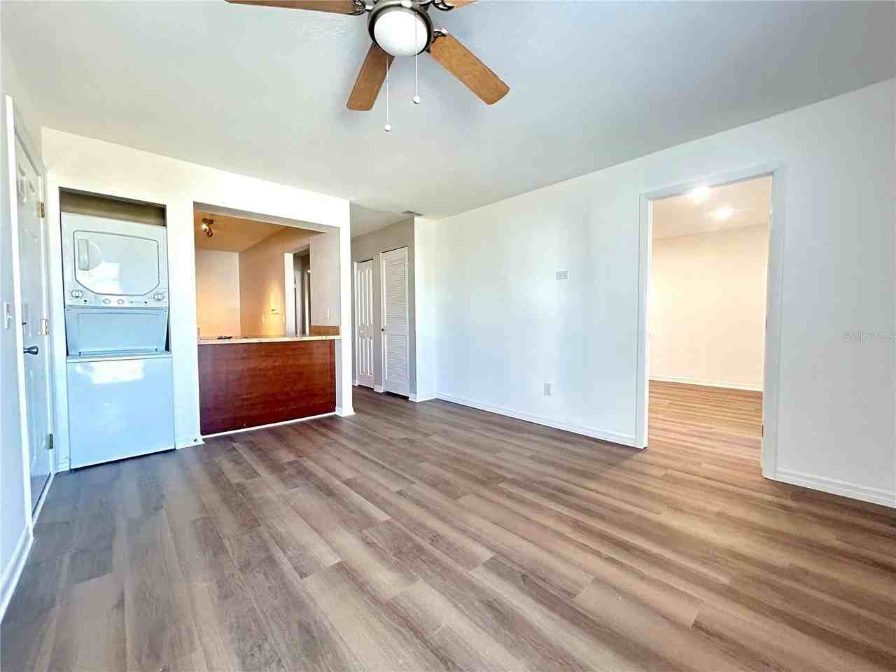 705 Haven Pl #705 - Photo 4 of 17