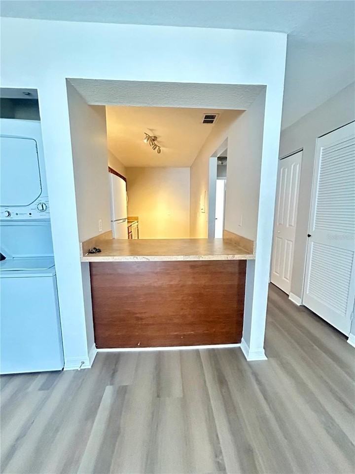 705 Haven Pl #705 - Photo 7 of 17
