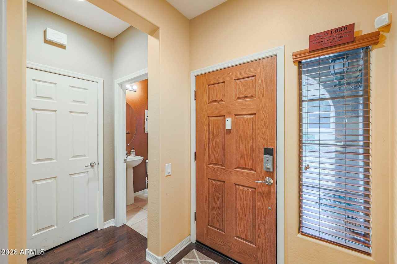 3677 E Zachary Dr - Photo 2 of 26