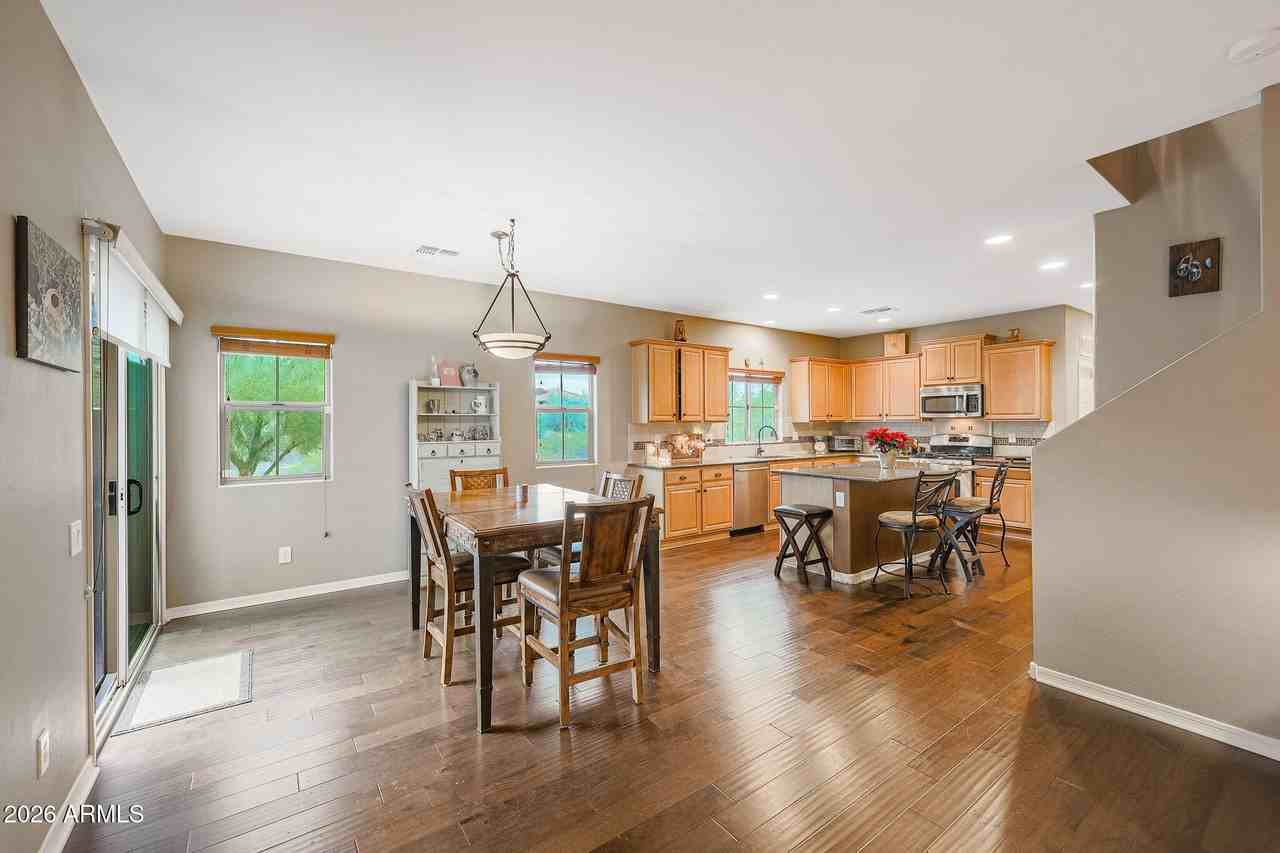 3677 E Zachary Dr - Photo 7 of 26