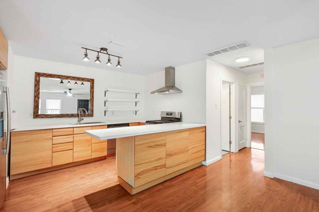 210 Nelray Blvd #1 - Photo 5 of 22