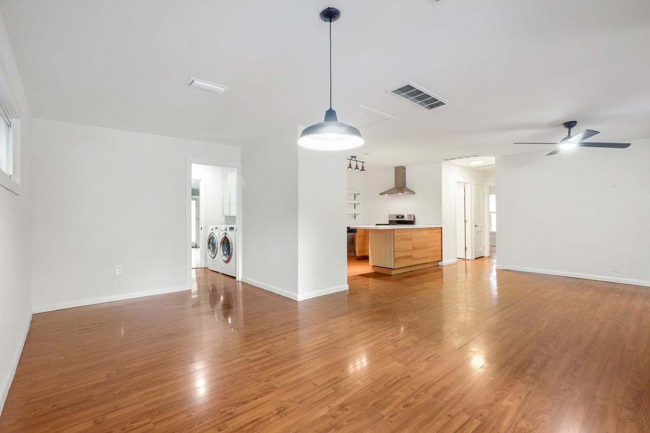 210 Nelray Blvd #1 - Photo 6 of 22