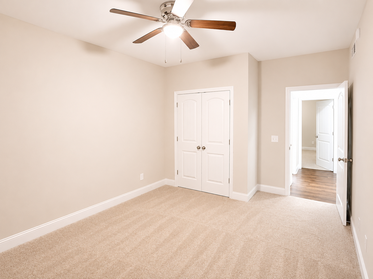 547 Southern Cross Dr #1 - Photo 5 of 7