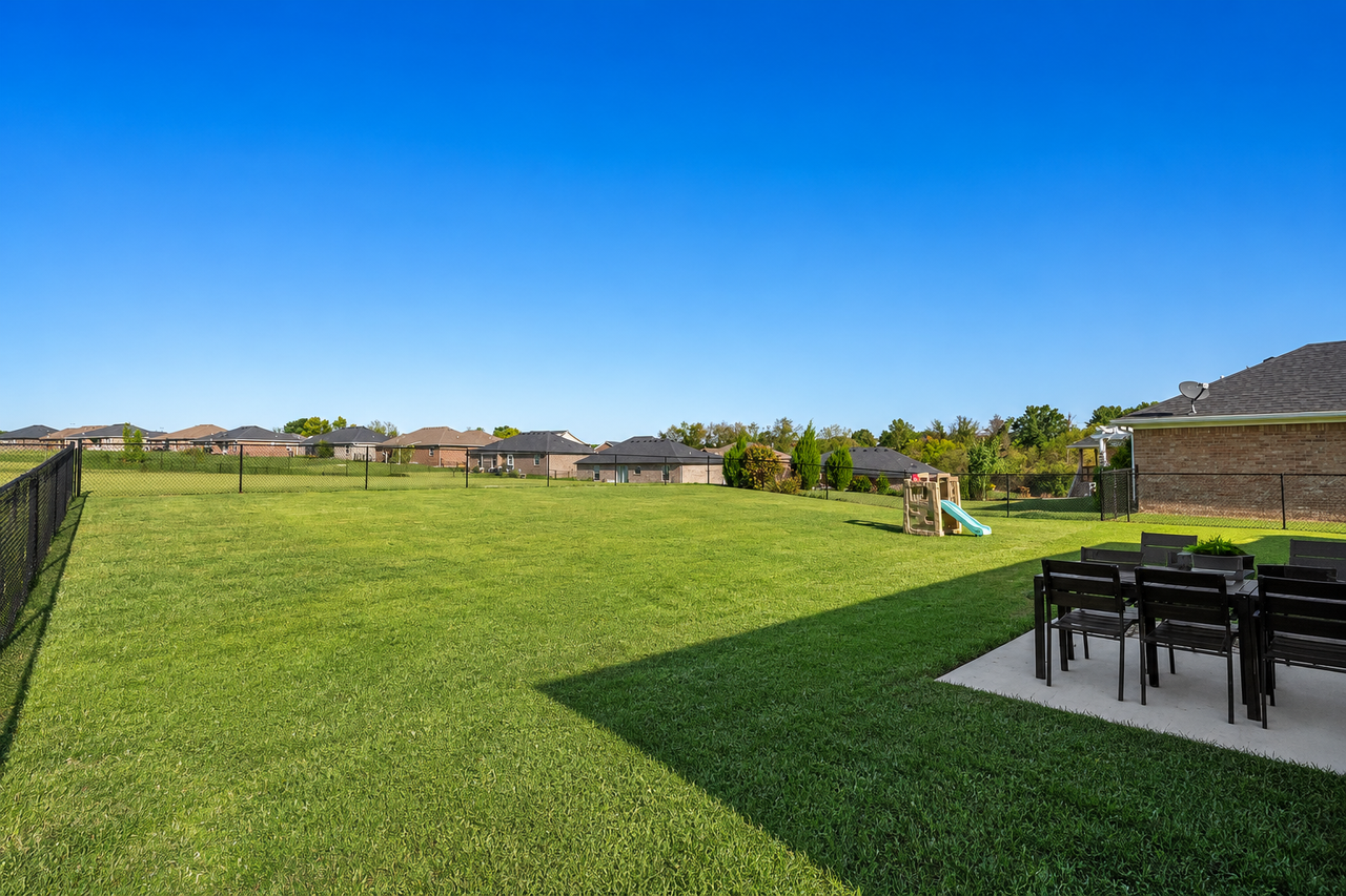 547 Southern Cross Dr #1 - Photo 7 of 7
