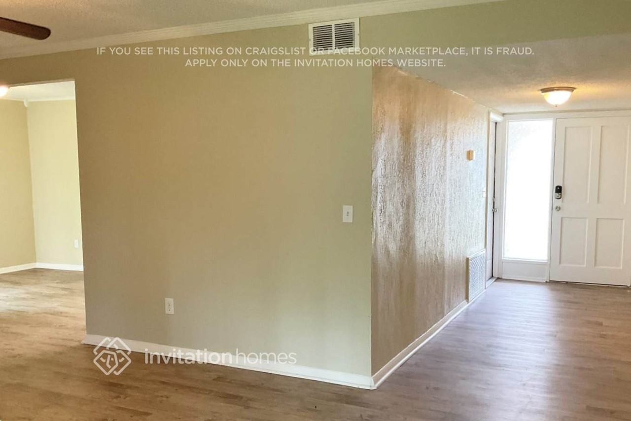 310 S Edgemon Ave - Photo 4 of 20