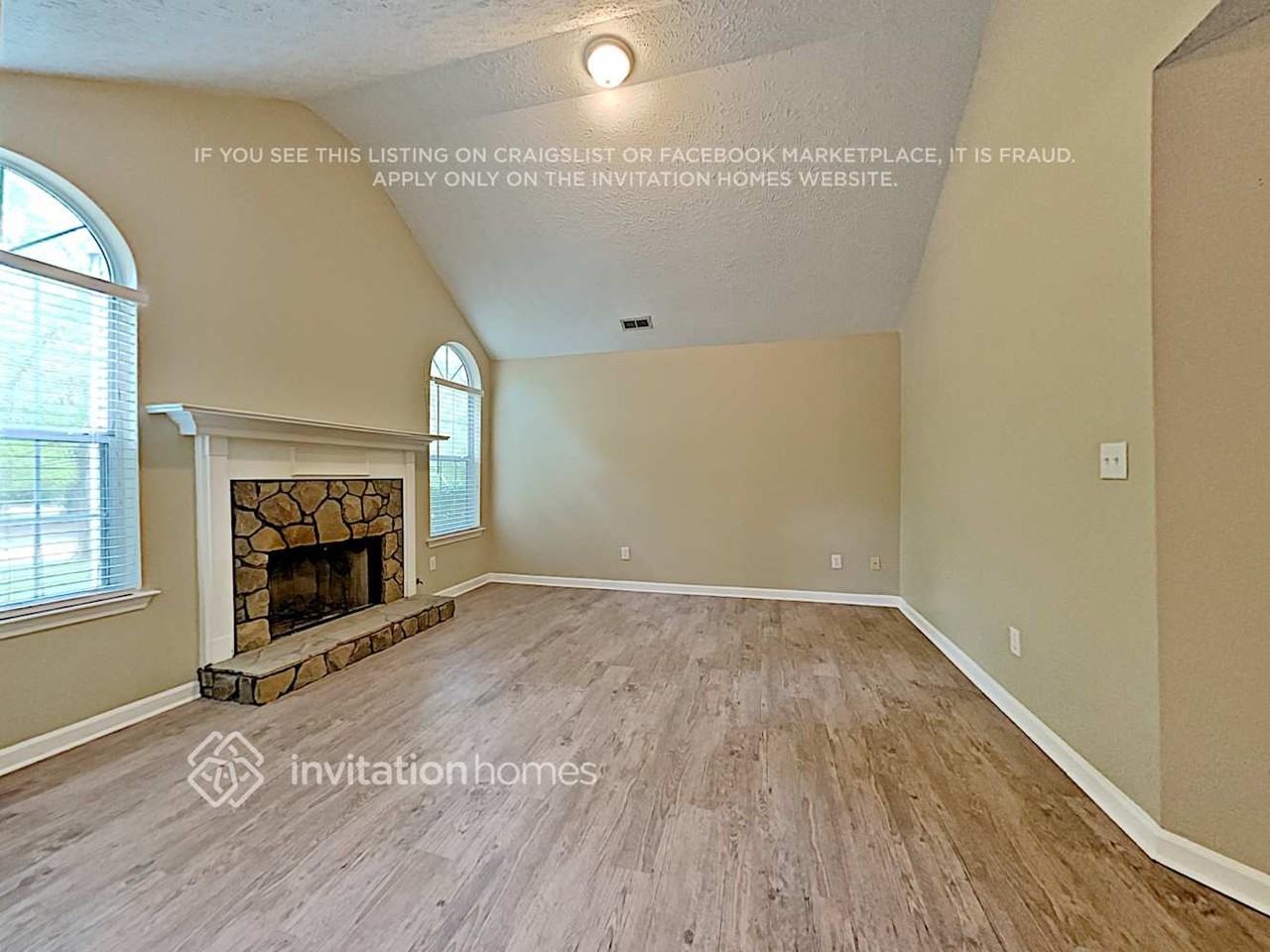 89 Sawgrass Manor Dr - Photo 3 of 21