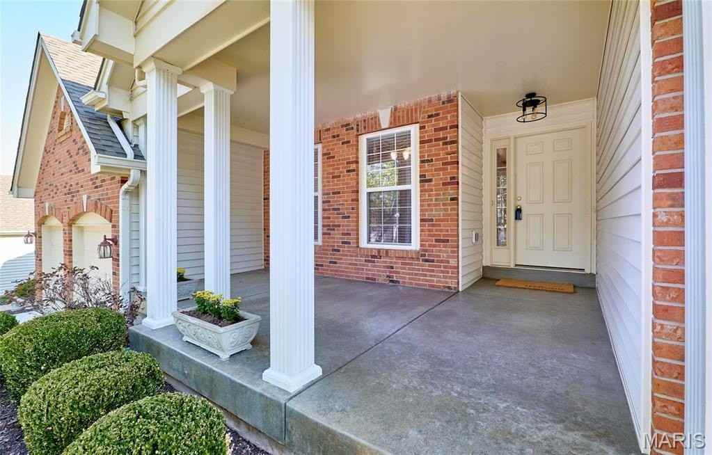215 Cordovan Commons Pkwy - Photo 3 of 39